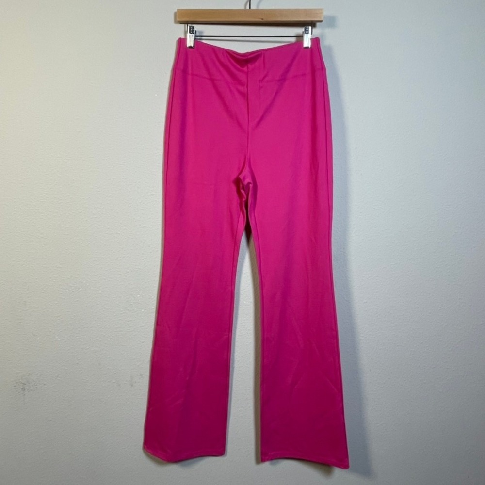 Halara Flare Pull On Women M Tall Pink High Waisted Yoga Pants Barbiecore Bold